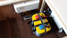CaravanMoverShop  BatterieHalter