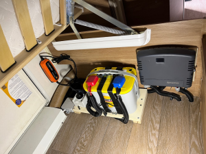 Deluxe montage mover