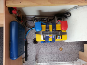 Family montage mover